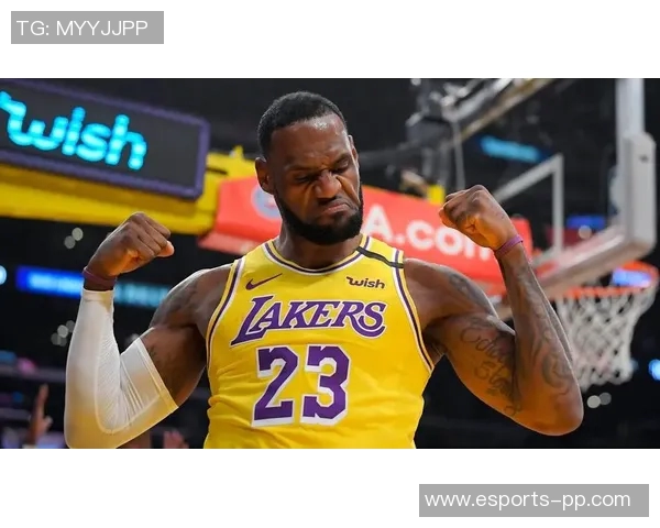 詹姆斯荣膺1月3日NBA最佳球员直播吧评选结果揭晓